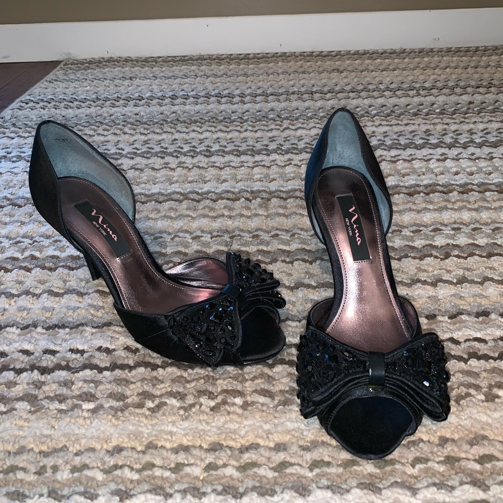 Bow Heels